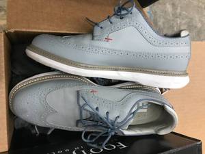 lot 39 image: USED GOLF SHOES, TWO BOXES