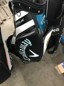 lot 83 image: USED GOLF CLUB BAG