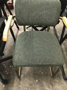 lot 101 image: OFFICE CHAIR