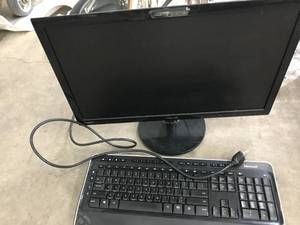 lot 130 image: COMPUTER SCREEN AND KEYBOARD