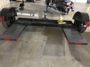 lot 166 image: NEW, CAR DOLLY