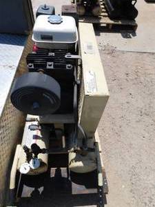 lot 28 image: Ingersoll Rand Gas Compressor