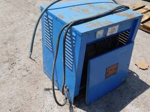 lot 30 image: Electro Networks 36 Volt Battery Charger