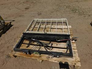 lot 55 image: Rightline Class II Side Shift with Load Backrest