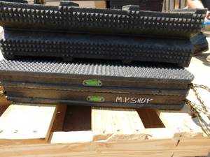 lot 48 image: 3 - Turtle Plastics Cribbing Pads  Blocks