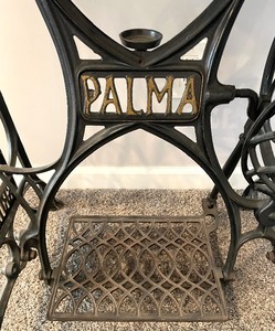 lot 79 image: Gritnzer Company Sewing Table, Model Palma