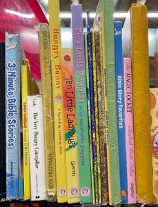 lot 260 image: Variety of Teen and Childrens Books