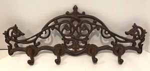 lot 266 image: Decorative Brass, Resin and Metal Shelf Supports, Curtain Rod Holders and More
