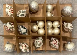 lot 274 image: Dazzling Christmas Ornaments with Ornament Organizing Bin