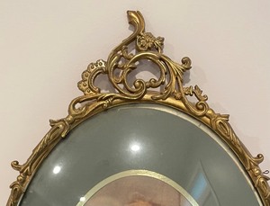 lot 279 image: Beautiful Brass Framed Photograph with Curved Glass