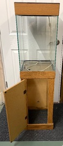 lot 281 image: Fabulous Fish Tank