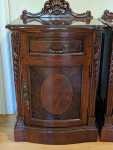 lot 7 image: Pair of Ornately Carved Italian Wood Nightstands