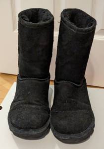 lot 154 image: Bear Paw Black Suede Boots