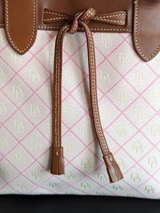 lot 160 image: Pink and Tan Dooney are Bourke Purse