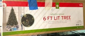 lot 331 image: 6 Foot Alberta Spruce Lit Christmas Tree