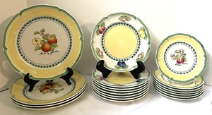 lot 333 image: Villeroy & Boch Country French Garden Collection Dishware