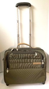 lot 341 image: Three Briggs & Riley Travel Bags
