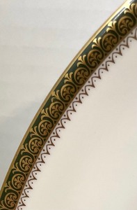 lot 343 image: Wedgwood Chester China Service for 8 with Serving Pieces