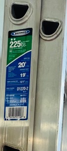 lot 355 image: Werner 20 Foot Metal Extension Ladder