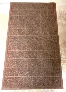 lot 357 image: LL Bean Waterhog Mat