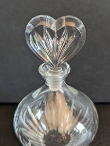 lot 185 image: Waterford Marquis Crystal Perfume Bottle