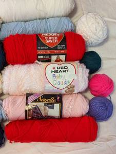 lot 231 image: Assorted Yarn