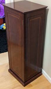 lot 441 image: Wood CD Storage Tower