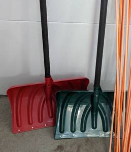 lot 446 image: Shovels, Roof Rake and Yard Stakes