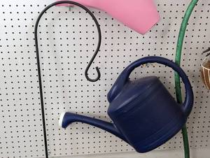 lot 447 image: Assorted Planters and Yard Decor