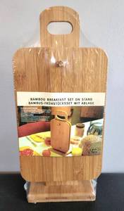 lot 478 image: Bamboo CookingServing Set & More