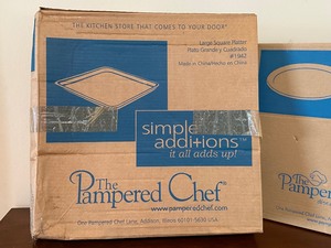 lot 429 image: Two NEW Pampered Chef Simple Additions Serving Trays