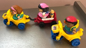 lot 509 image: Vintage Fisher Price Little People Musical Farris Wheel Carnival with Lights