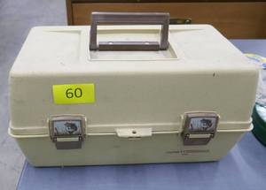 lot 60 image: 3 Drawer Fishing Tackle box with lots of goodies