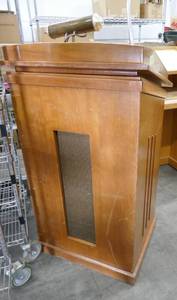 lot 135 image: Fancier podium - raises and lowers, light, microphone ready