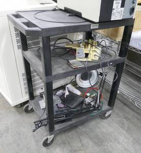 lot 189 image: Black rubbermaid type cart - contents not included