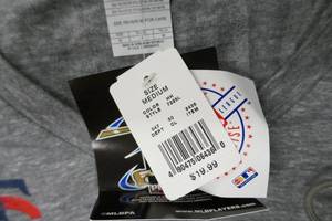 lot 201 image: FOUR New MN Twins tshirts Womens Medium