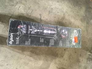 lot 10 image: Dyson Ball Animal 3-Extra Bagless Upright Vacuum Cleaner for Multi Surface with Pet Groom Tool   Customer Returns See Pictures