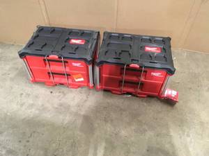 lot 11 image: 2 Lots of Milwaukee PACKOUT 22 in. 2-Drawer Tool Box with Metal Reinforced Corners Customer Returns See Pictures