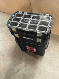 lot 35 image: Husky 22 in. Connect Rolling System Plastic Tool Box Customer Returns See Pictures