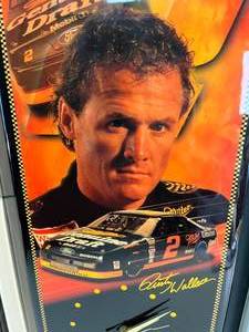 lot 22 image: NASCARS Rusty Wallace clock
