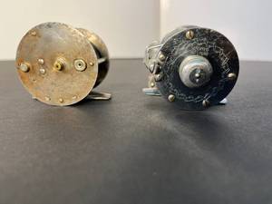 lot 90 image: 2 completely restored fishing reels  Best-o-Luck #20 & Pflueger-Skilkast #1953