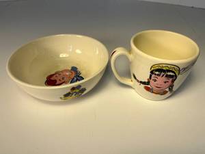 lot 120 image: collectible Howdy Doody mug and bowl - great shape