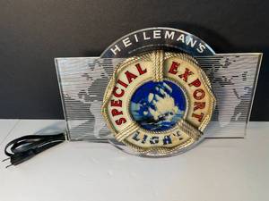 lot 126 image: Heilemans Special Export Light Beer light fixture - works