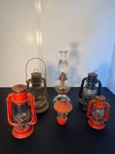 lot 162 image: 6 antique kerosene lanterns  3 by Dietz