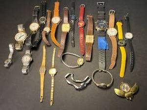 lot 235 image: lot of 21 watches  includes Timex, Guess, Perry Ellis, Eddie Bauer, etc.