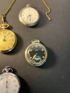 lot 238 image: 5 pocket watches  2 Westclox Pocket Bens, Bulls Eye, Sentinel & Satellite  Swiss stopwatch