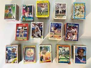 lot 209 image: lot of sports trading cards, mainly baseball