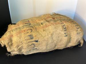 lot 195 image: big sack of sacks  many burlap bags, many uses