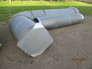 lot 10 image: Metal tubing, 30 diameter biggest ...
