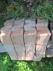 lot 30 image: Pallet of landscape block...
